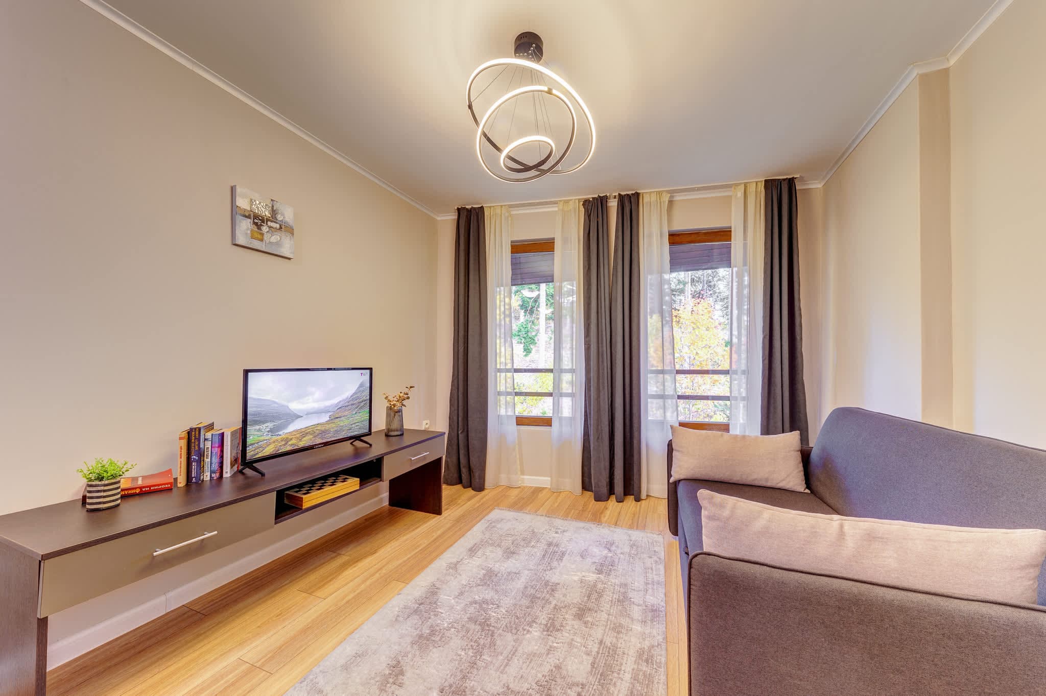 Property gallery — 1