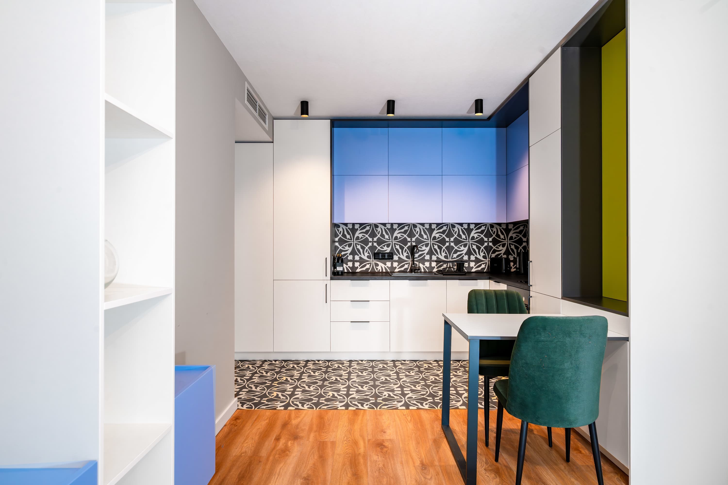 Property gallery — 3