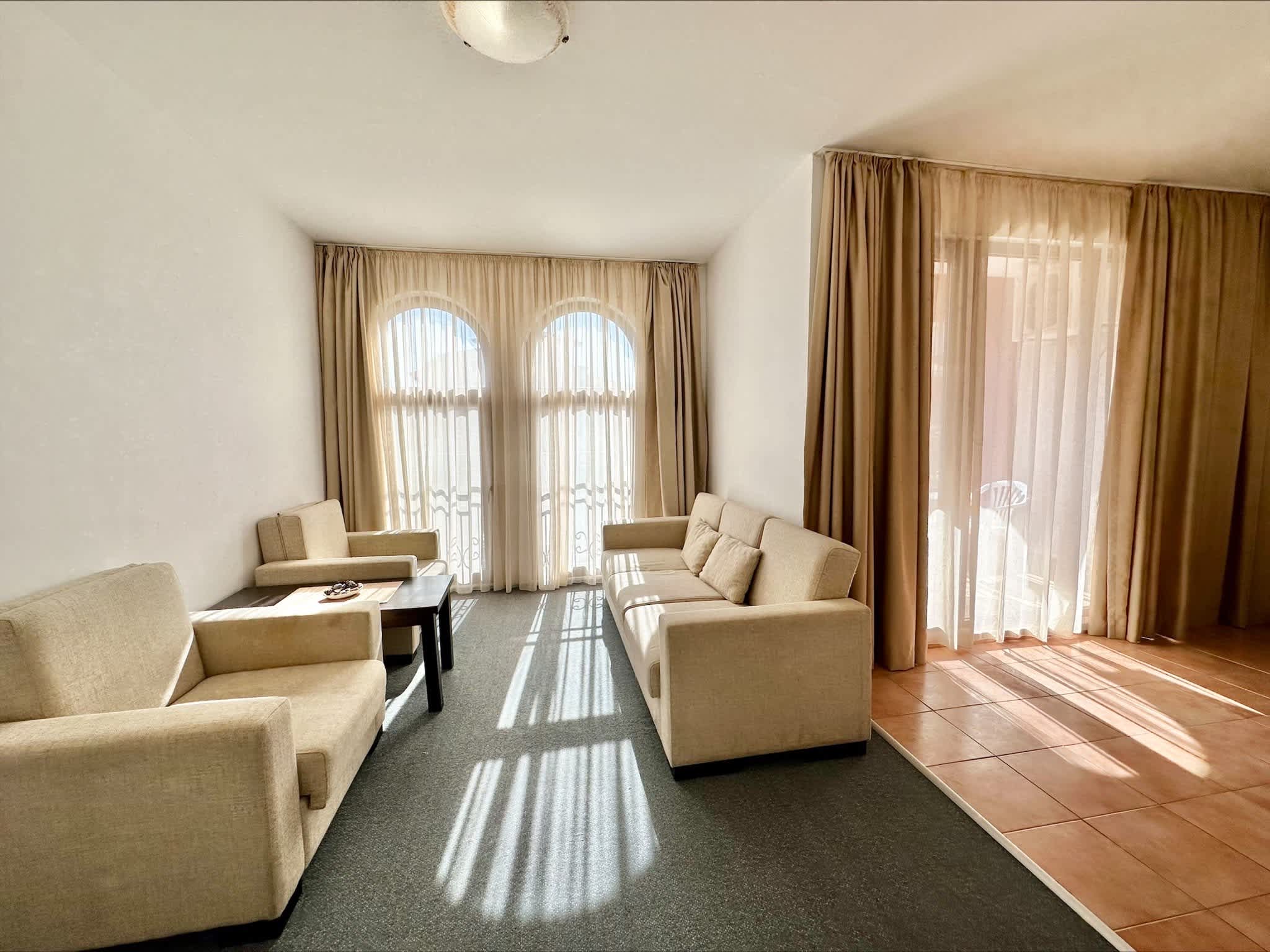 Property gallery — 1