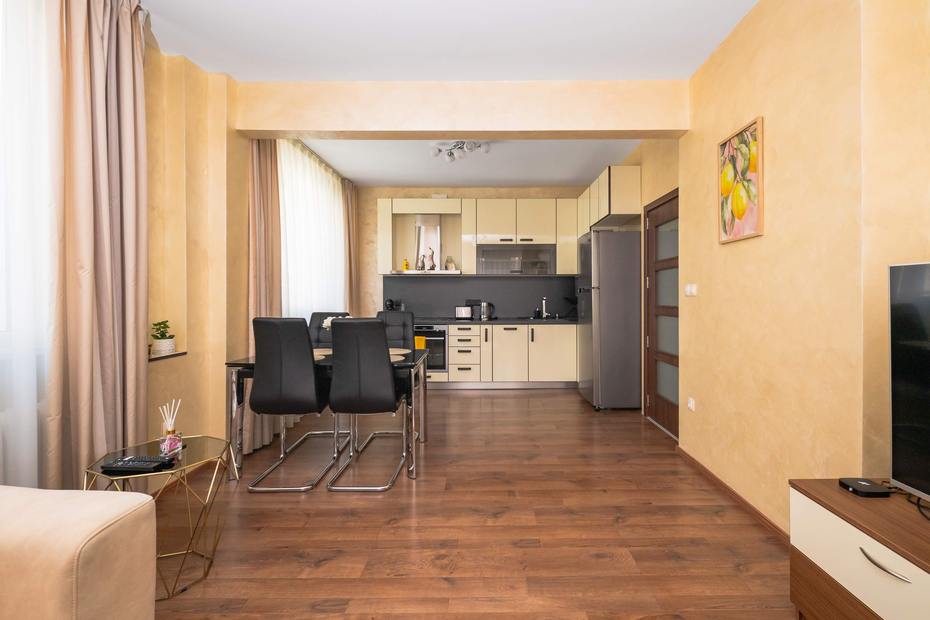 Property gallery — 3
